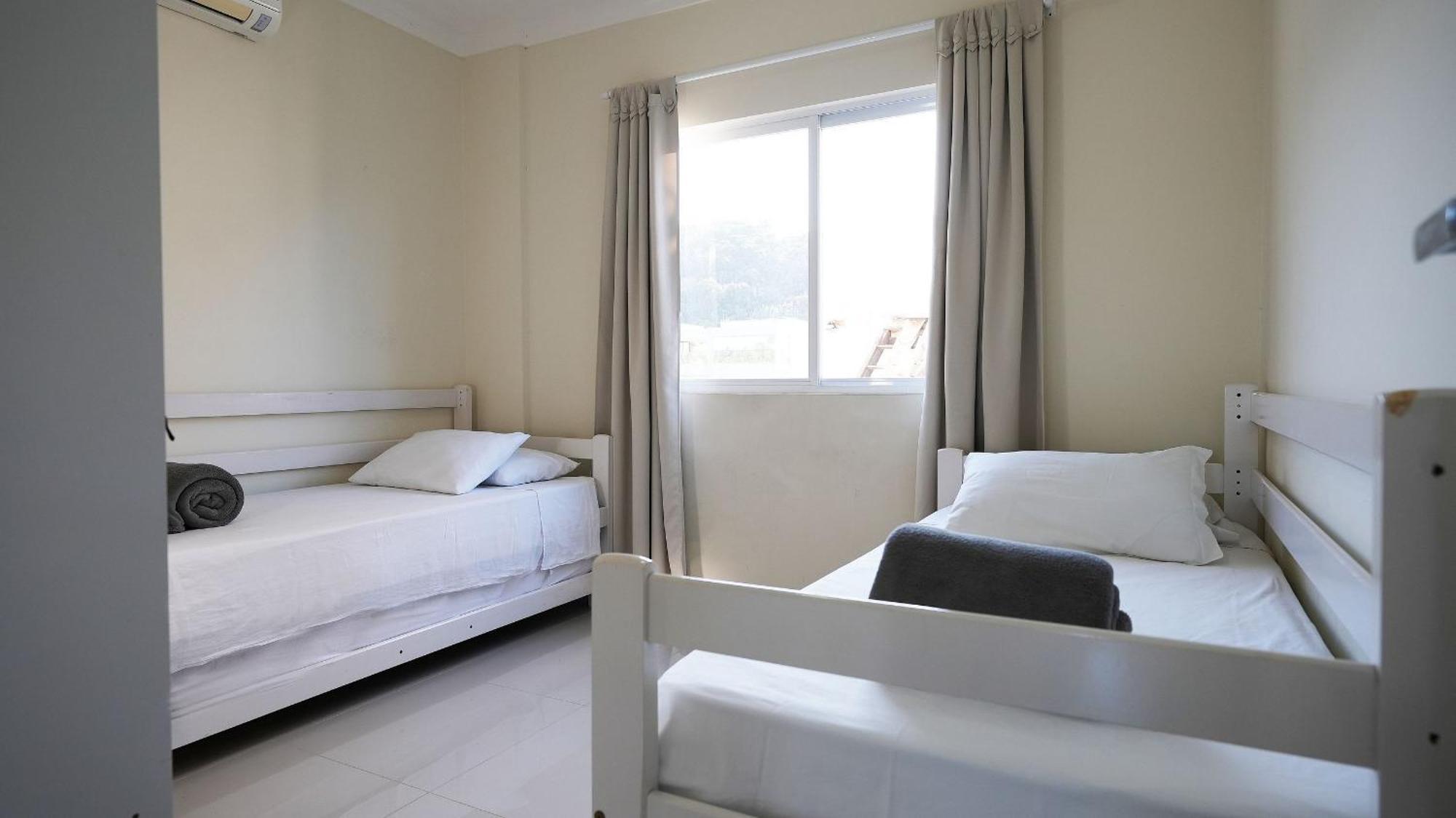 Edificio Costa Mar - Centro De Bombinhas Apartman Kültér fotó