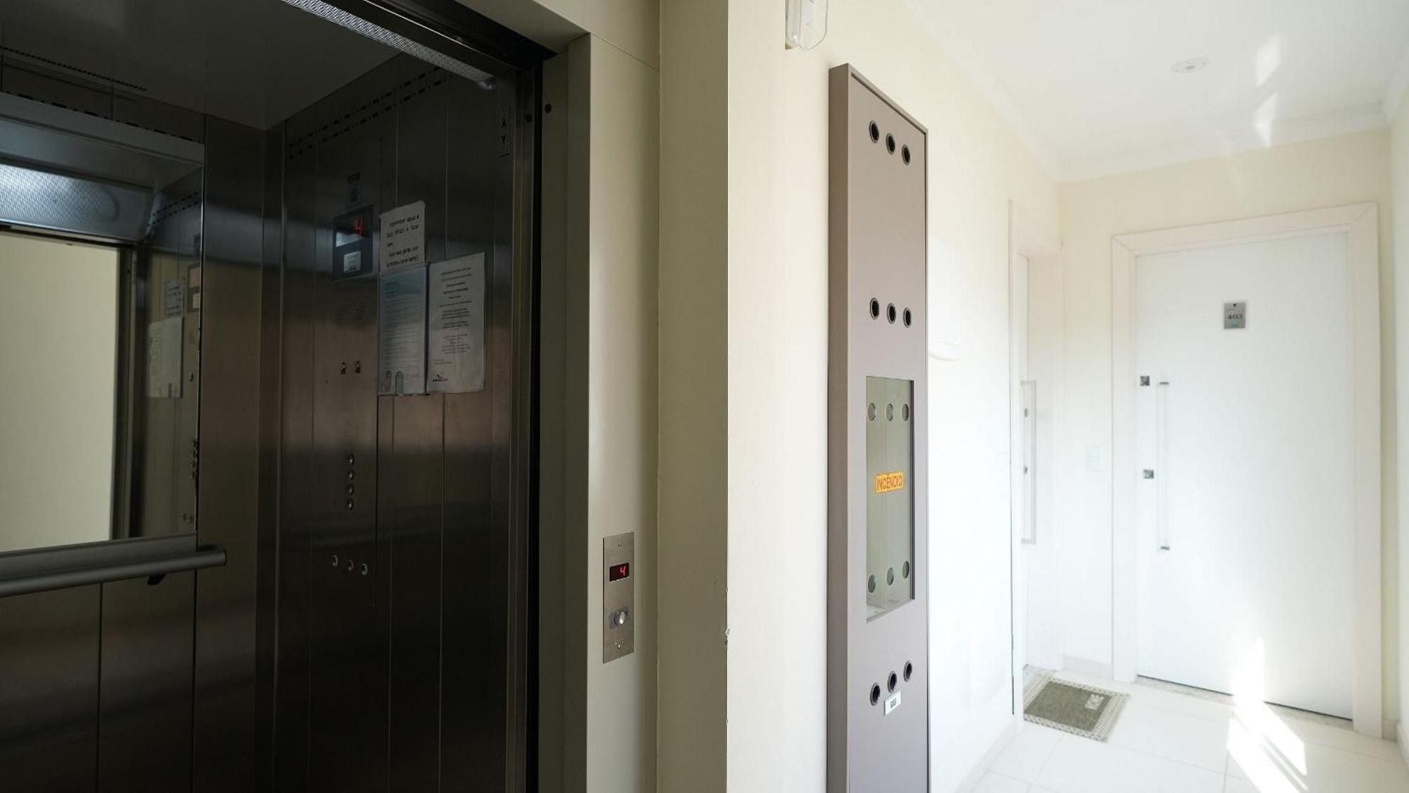 Edificio Costa Mar - Centro De Bombinhas Apartman Kültér fotó